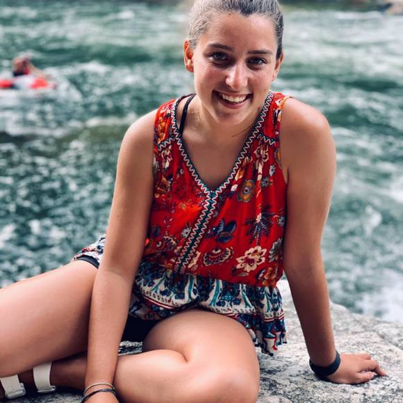 Meet your Posher, Alexis - Picture 1 of 1